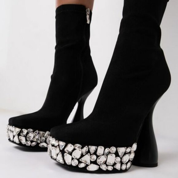 AZALEA WANG DIAMONDS WALK  RUNWAY CHUNKY BOOTIE IN BLACK ( BRAND NEW ) - Picture 2 of 7